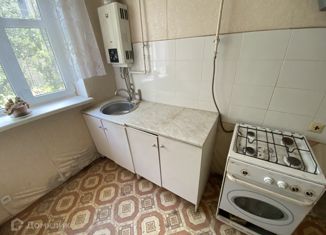 Продается 2-ком. квартира, 46.1 м2, поселок городского типа Афипский, Школьная улица, 116