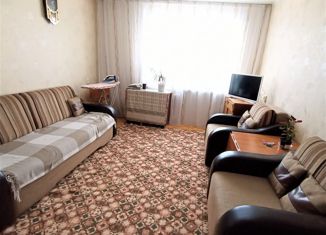 Продается 3-комнатная квартира, 54 м2, Ижевск, улица Ворошилова, 60, жилой район Автопроизводство