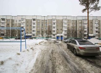 Продаю комнату, 12.5 м2, Сургут, улица Крылова, 43/1