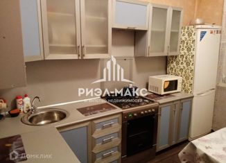 Продаю трехкомнатную квартиру, 84 м2, Брянская область, улица Ломоносова, 3