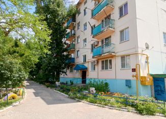 2-ком. квартира на продажу, 43.7 м2, Элиста, улица Юрия Клыкова, 136