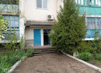 Продаю 2-комнатную квартиру, 52.3 м2, село Абрикосовка, Молодёжная улица, 1