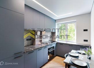 Продаю 3-комнатную квартиру, 62 м2, Омск, улица Перелёта, 4, Кировский округ