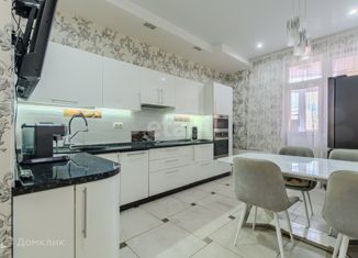 Продам 4-комнатную квартиру, 133.1 м2, Краснодар, Московская улица, 57/1, Центральный округ