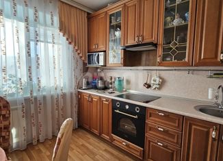Двухкомнатная квартира на продажу, 52.9 м2, Тюменская область, проспект Мира, 8
