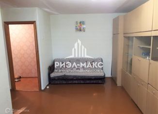 Сдаю 2-ком. квартиру, 46 м2, Брянск, переулок Фокина, 8, Советский район