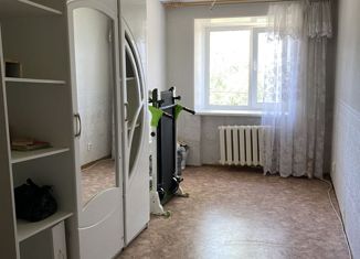 Продается 2-ком. квартира, 42.9 м2, посёлок Решетиха, проспект Кирова, 2