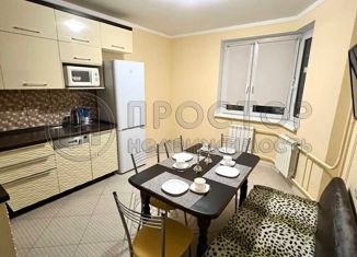 Продам 3-ком. квартиру, 74.4 м2, Москва, улица Недорубова, 14, улица Недорубова