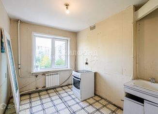 Трехкомнатная квартира на продажу, 59.2 м2, Новосибирск, улица Селезнева, 24, улица Селезнева