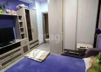 Продажа 2-комнатной квартиры, 47.3 м2, Владивосток, улица Гамарника, 24А