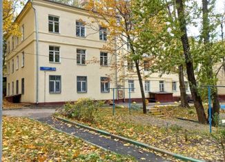 Продаю трехкомнатную квартиру, 60 м2, Москва, Сосновая аллея, 4А, Сосновая аллея