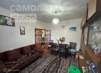 Продам 2-ком. квартиру, 49.4 м2, Астрахань, Кубанская улица, 17к1