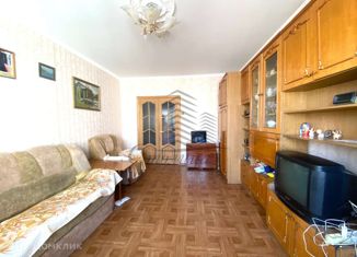 Продается 3-комнатная квартира, 63 м2, Старый Оскол, микрорайон Жукова, 28