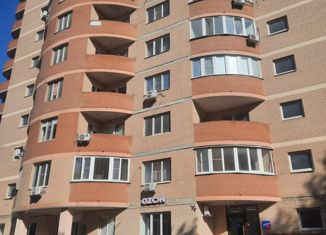 Продаю 2-ком. квартиру, 83 м2, Ростов-на-Дону, проспект Ленина, 105Г