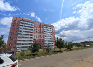 Продается 1-ком. квартира, 37 м2, Армавир, Совхозная улица, 37