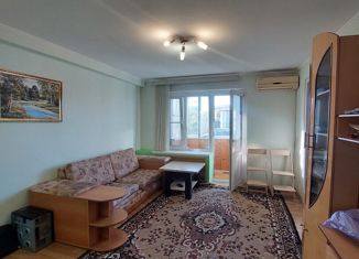 Продается трехкомнатная квартира, 56.5 м2, Горячий Ключ, улица Вокзальная площадь