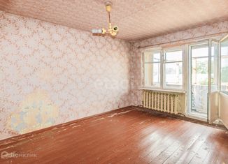 Продажа 4-ком. квартиры, 60 м2, Вологда, Кубинская улица, 1, микрорайон Лукьяново