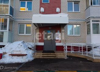 Продается однокомнатная квартира, 31 м2, посёлок Петровский, улица Ивана Бунина, 2