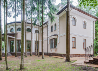 Продам дом, 650 м2, территория ДЗ Шервуд