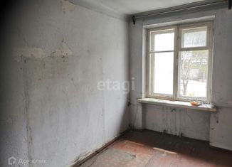 Продаю 2-ком. квартиру, 43.7 м2, Владивосток, улица 40 лет ВЛКСМ, 11