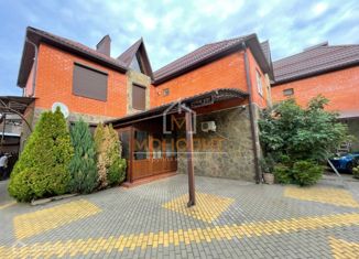 Продаю таунхаус, 106 м2, Горячий Ключ, Октябрьская улица