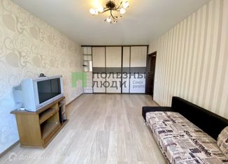 Продам 1-комнатную квартиру, 37.3 м2, Саратовская область, улица имени С.Ф. Тархова, 27Б