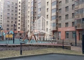 Продаю двухкомнатную квартиру, 60 м2, Красноярск, ЖК Светлогорский, Светлогорский переулок, 12