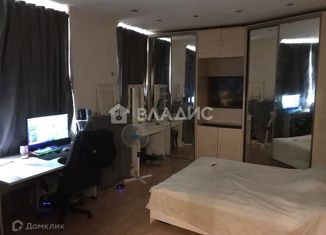 Продаю 3-комнатную квартиру, 44 м2, Санкт-Петербург, улица Решетникова, 19, метро Электросила