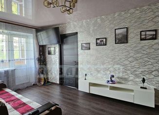 Продается 3-комнатная квартира, 54.9 м2, Волгоградская область, улица Воронкова, 80