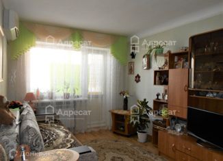 Продается 2-комнатная квартира, 42.9 м2, Волгоградская область, улица Кузнецова, 15