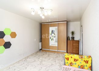 Однокомнатная квартира на продажу, 29 м2, Тюменская область, улица Ватутина, 16
