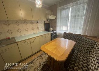 Сдам в аренду трехкомнатную квартиру, 64 м2, Старый Оскол, Комсомольский проспект, 33