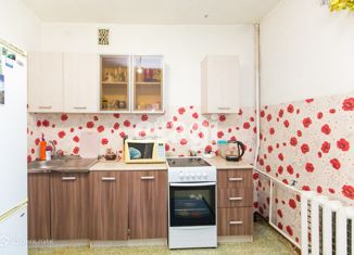 Продажа двухкомнатной квартиры, 50.7 м2, Сургут, Красная улица, 18