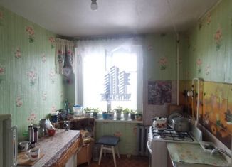 Продается четырехкомнатная квартира, 75.3 м2, Новочебоксарск, улица Строителей, 30