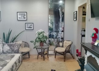 Продается 2-ком. квартира, 45.4 м2, поселок городского типа Молочный, улица Гальченко, 9