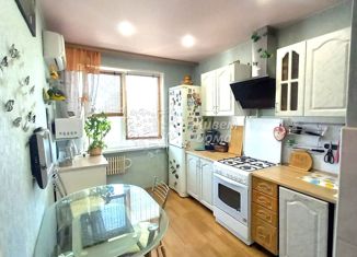 Продается двухкомнатная квартира, 49.8 м2, Волжский, улица Александрова, 2
