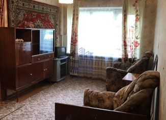 Продается 1-ком. квартира, 32 м2, Чебоксары, улица Чапаева, 9к1