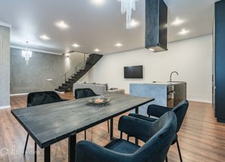 Продажа 4-комнатной квартиры, 146 м2, Зеленоградск, улица Гагарина, 85