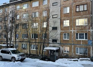 2-комнатная квартира на продажу, 43.9 м2, Мурманская область, улица Чумбарова-Лучинского, 17