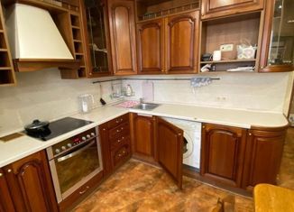 Продам 1-ком. квартиру, 45 м2, Москва, улица Новаторов, 36к3, улица Новаторов