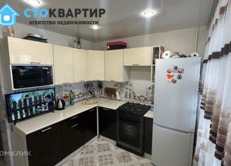 Продам 3-комнатную квартиру, 52.8 м2, Свердловская область, проспект Ильича, 11А