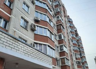 Продаю 1-ком. квартиру, 45.4 м2, Волгоград, Тракторозаводский район, набережная Волжской Флотилии, 11А