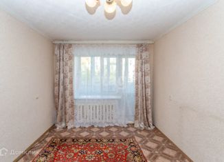 Продаю 2-комнатную квартиру, 43.5 м2, Тобольск, микрорайон Менделеево, 4