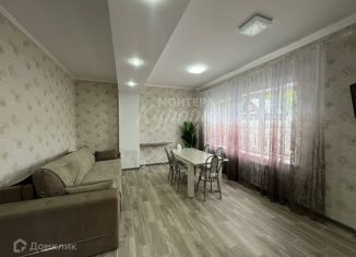 Двухкомнатная квартира на продажу, 68 м2, Республика Башкортостан, Солнечная улица, 37