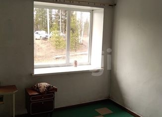 Двухкомнатная квартира на продажу, 57.4 м2, поселок Лая, Привокзальная улица, 1А