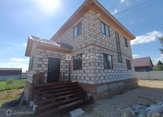 Продается дом, 179 м2, село Саловка, Советская улица, 37