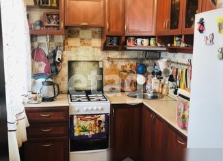 Продается четырехкомнатная квартира, 60.9 м2, Гусь-Хрустальный, улица Ломоносова, 2А