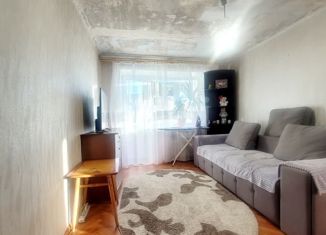 Продается 3-комнатная квартира, 56 м2, Хабаровский край, улица 8-я Линия, 3