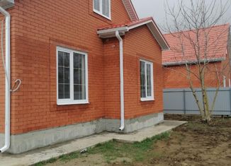 Продам дом, 135 м2, поселок городского типа Ильский, Центральная площадь