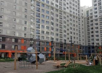 Сдается однокомнатная квартира, 42.2 м2, Екатеринбург, улица Победы, 102, метро Машиностроителей